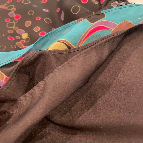 Bisou Bisou Michelle Bohbot Flowy Bell Sleeve Multicolor Top Blouse size XS - Picture 10 of 16